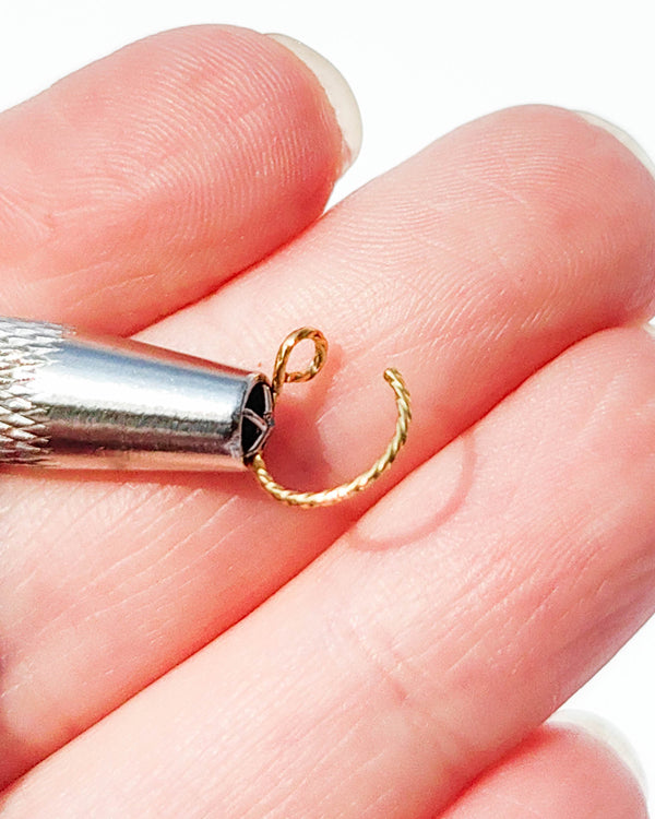 Fake Piercing Nasenloch Twisted Ring