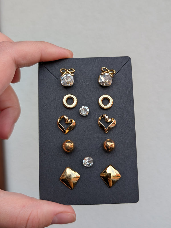 6-day set of ear stud earrings
