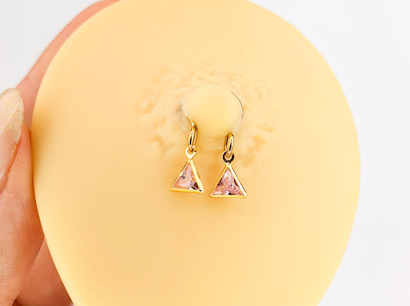 1 pc. Fake Nipple Piercing Gold with Triangle-Shaped Zircons, Various Colors (1 pc.)